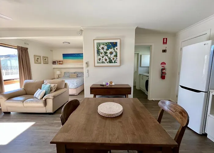 Gowings Of Mallacoota